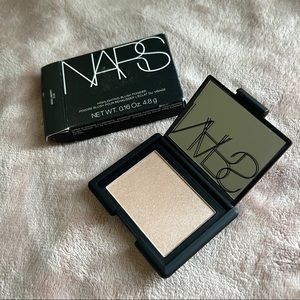 Nars Miss Liberty highlighter